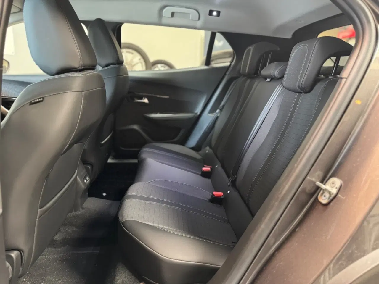 Billede 9 - Peugeot 2008 1,2 PureTech 130 Allure Pack EAT8