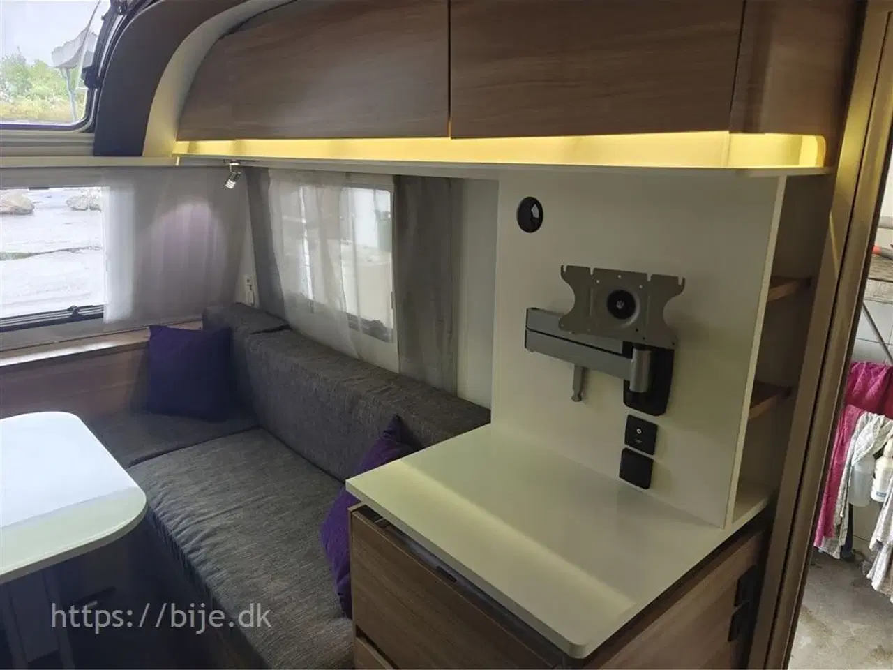Billede 3 - 2016 - Adria Altea4Four 362 XH