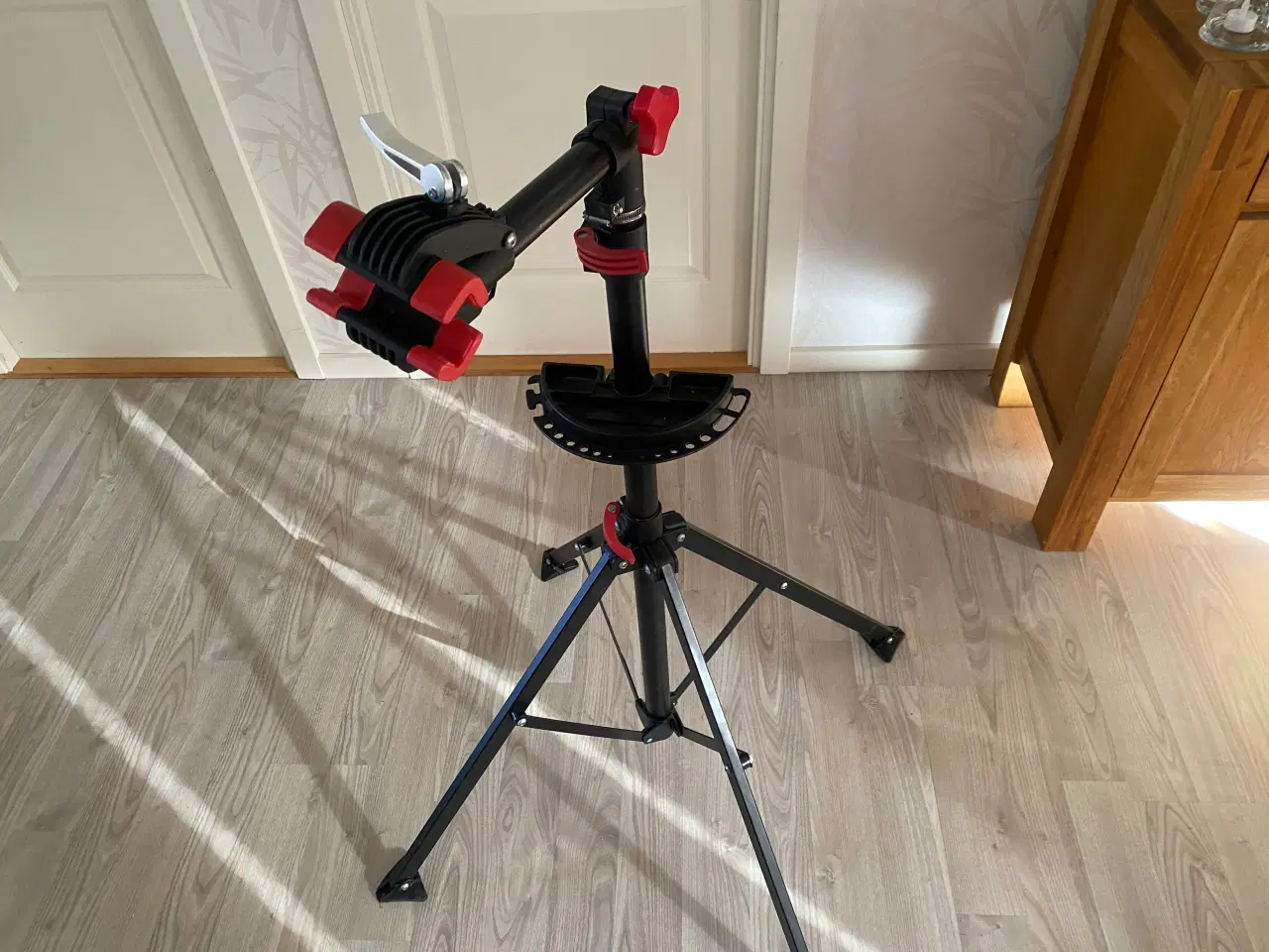 Billede 1 - Reparations stander cykel