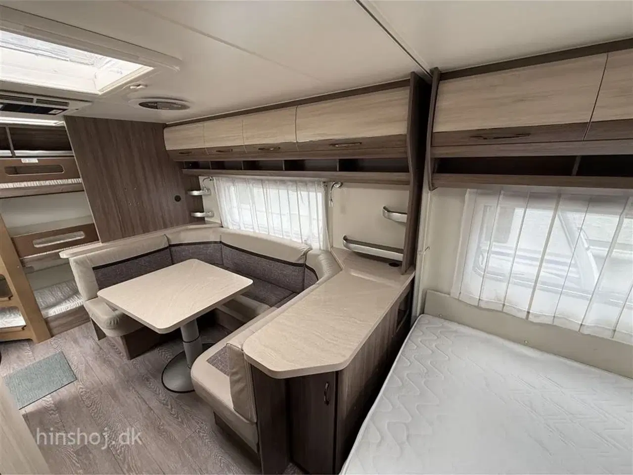 Billede 10 - 2017 - Hobby De Luxe 560 KMFe   Velholdt vogn med godt udstyr fra Hinshøj Caravan