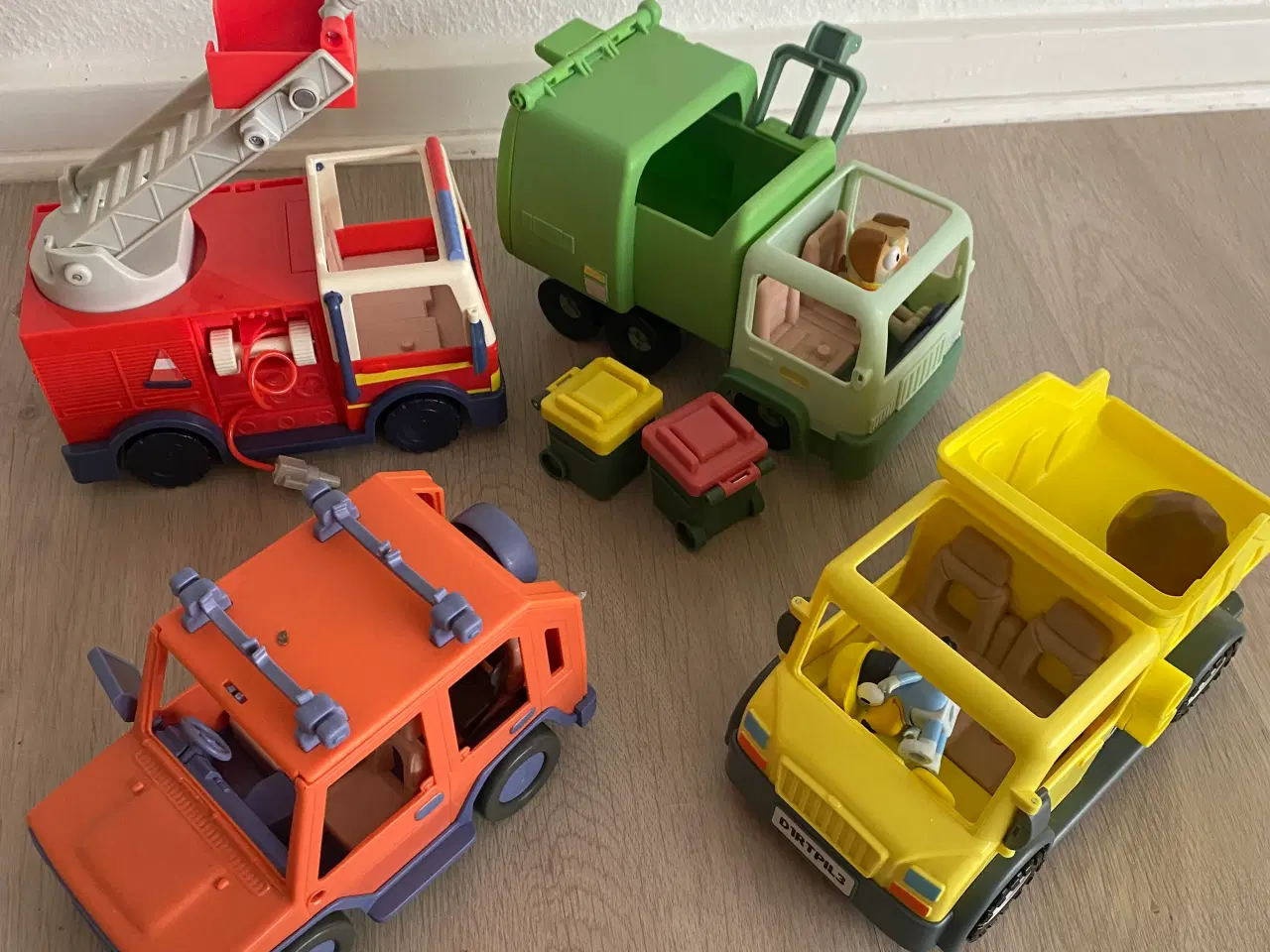 Billede 1 - Bluey biler legetøj