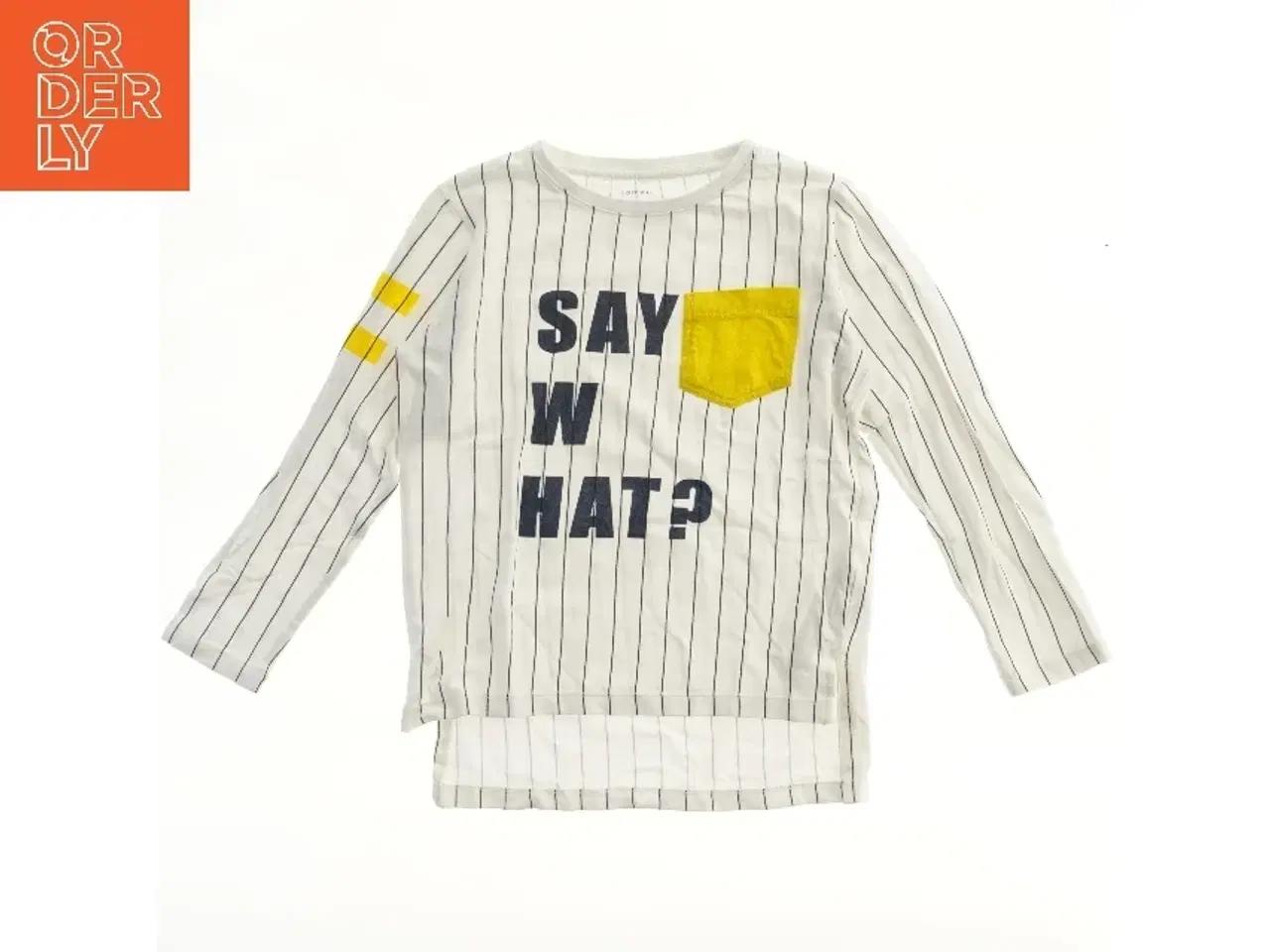 Billede 1 - Langærmet bluse med tekst og striber fra Name It (str. 116)