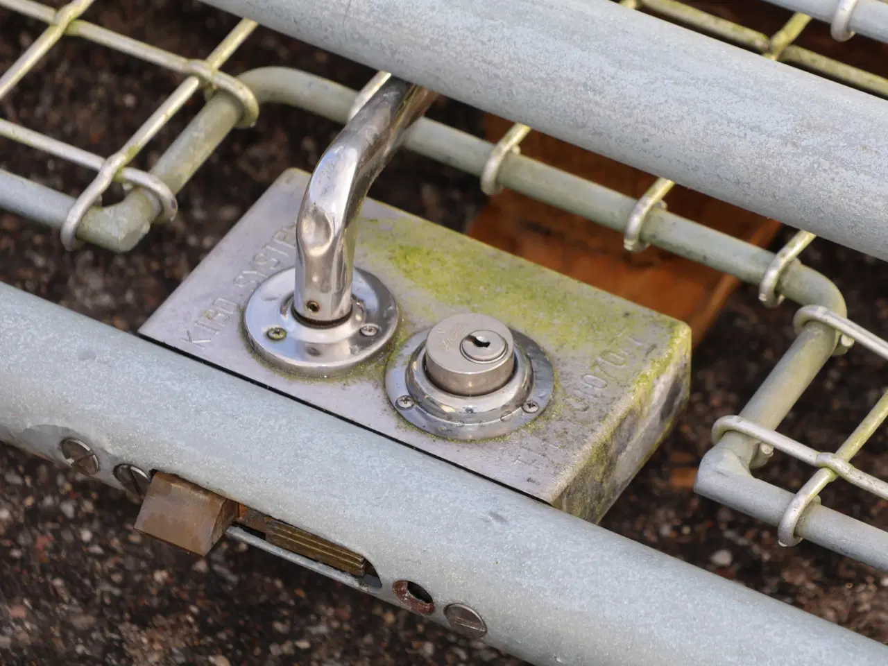 Billede 3 - Todelt gitterport/låge