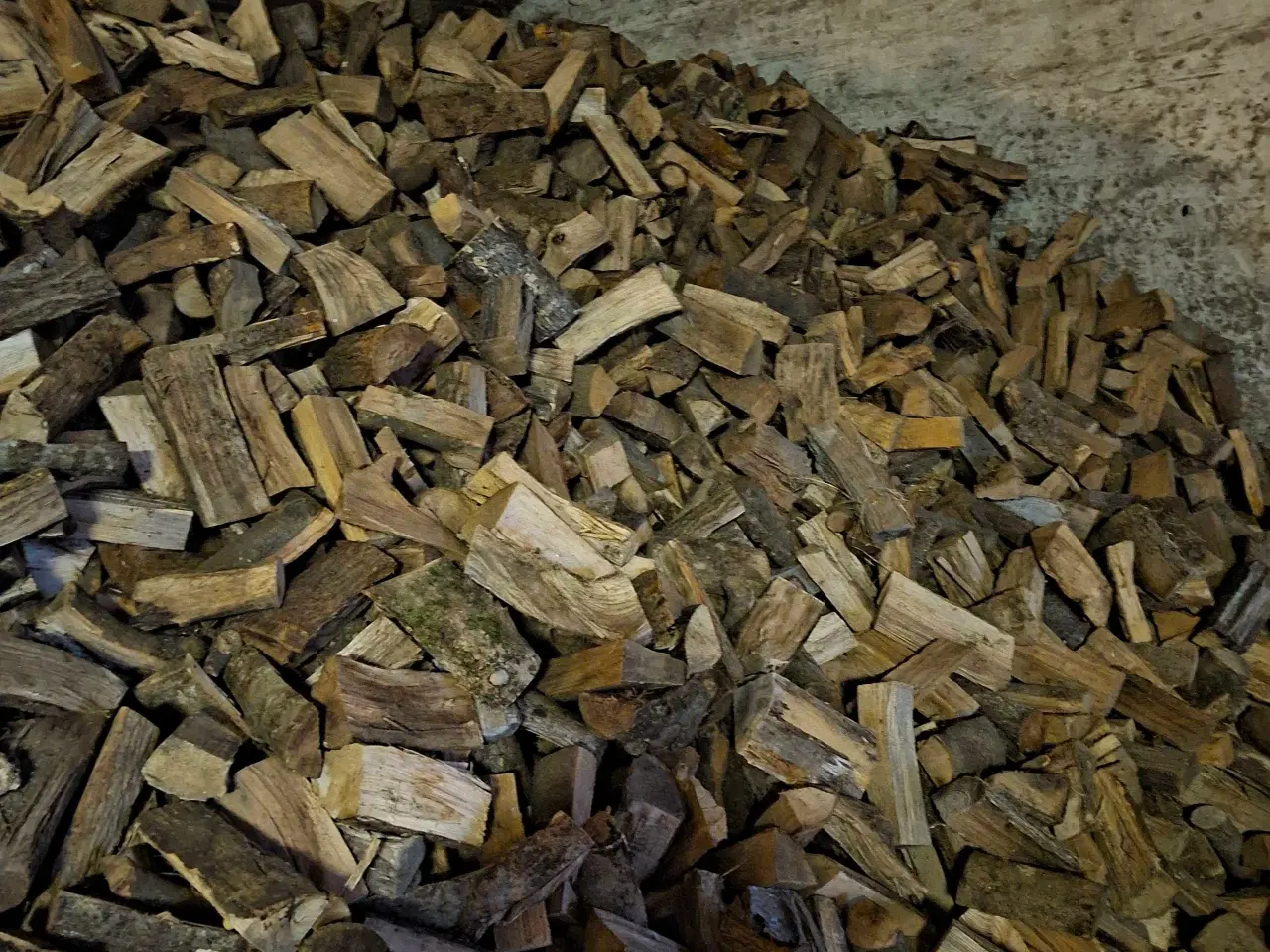 Billede 1 - Brænde . Faaborg