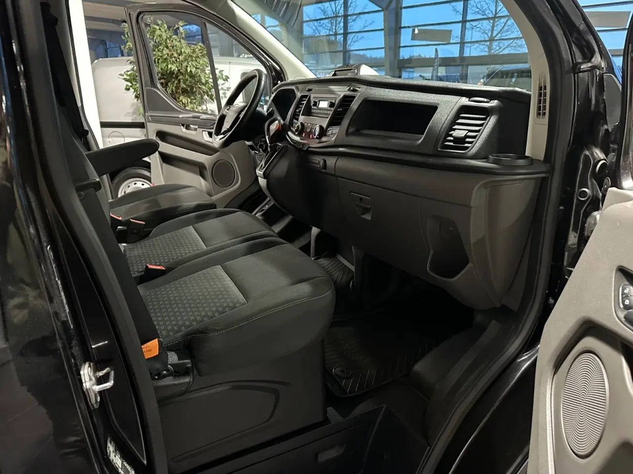 Billede 4 - Ford Transit Custom 300L 2,0 TDCi 130 Trend aut.