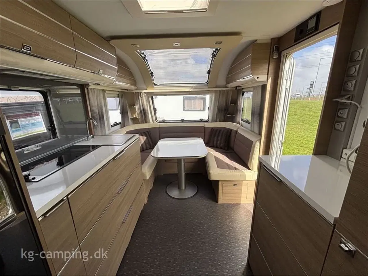 Billede 10 - 2016 - Adria Adora 522 UP ALDE   Centralvarme, Mover, Aircon og Isabella Sun Shine Plus.