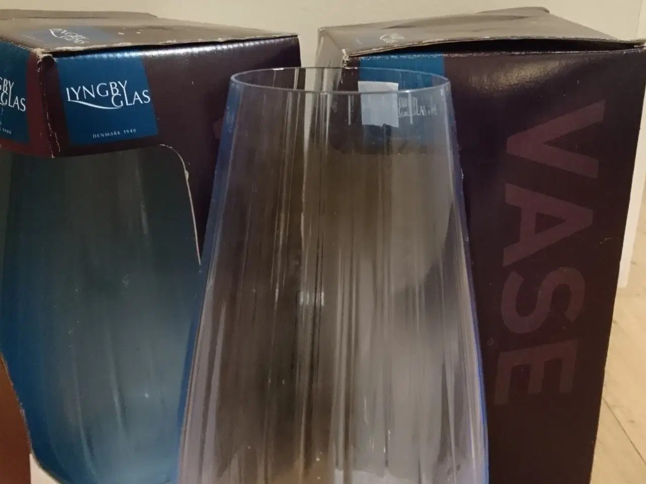 Billede 1 - Lyngby Glas Vase optik 24,5 cm blå glas