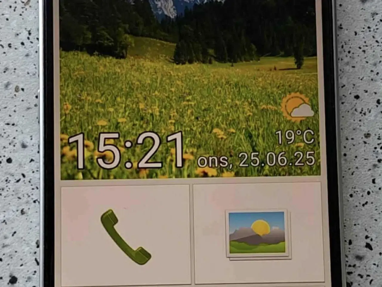 Billede 2 - Emporia Smartphone 