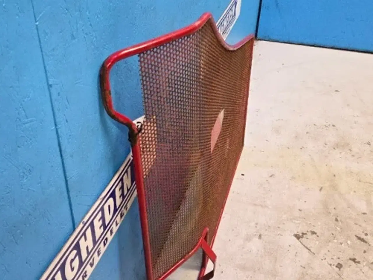 Billede 4 - Case 2388 Sideskærm 189355A2