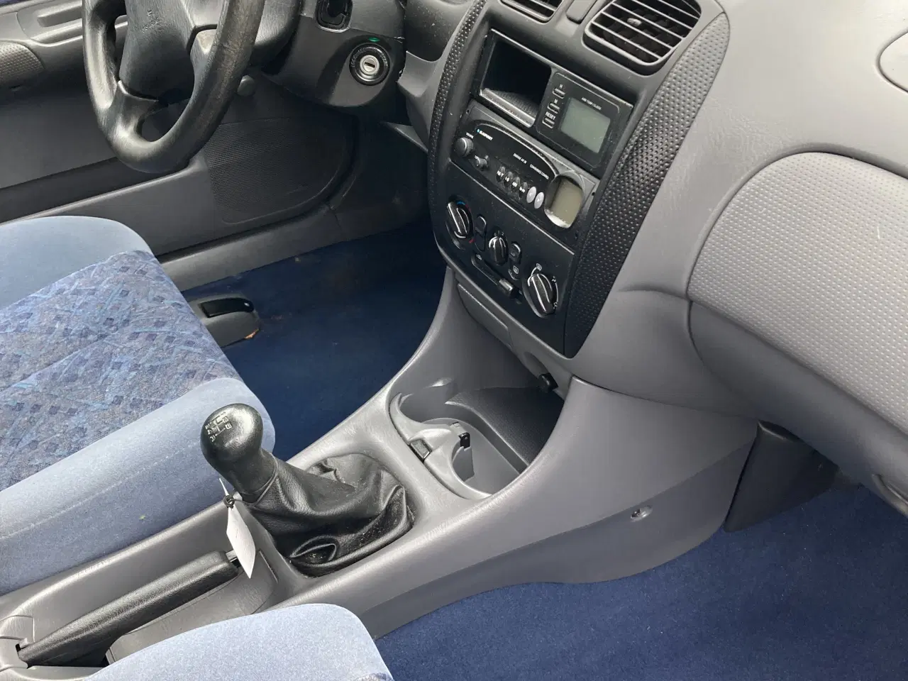 Billede 9 - Mazda 323 F nysynet