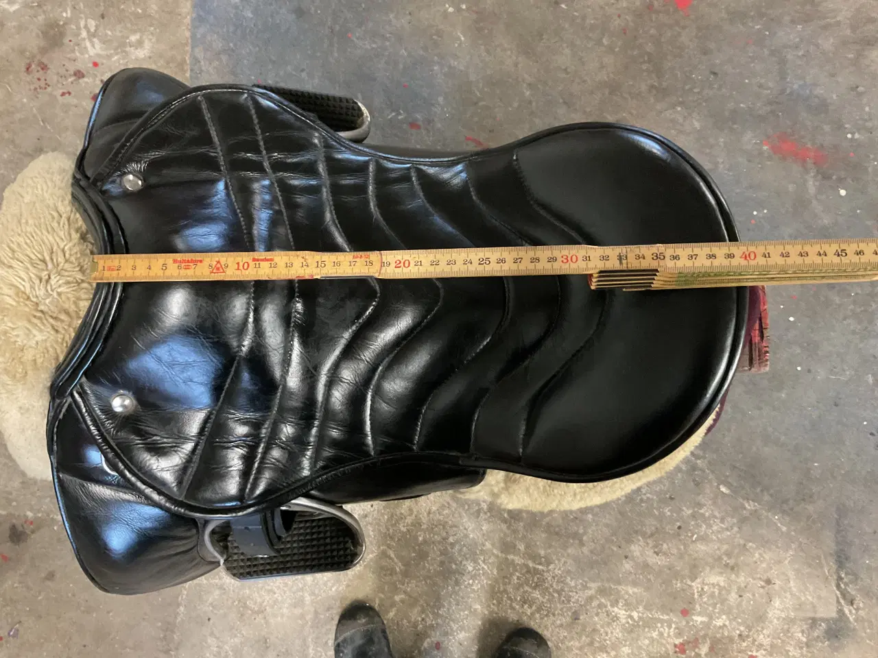 Billede 3 - Sadel med stigbøjler