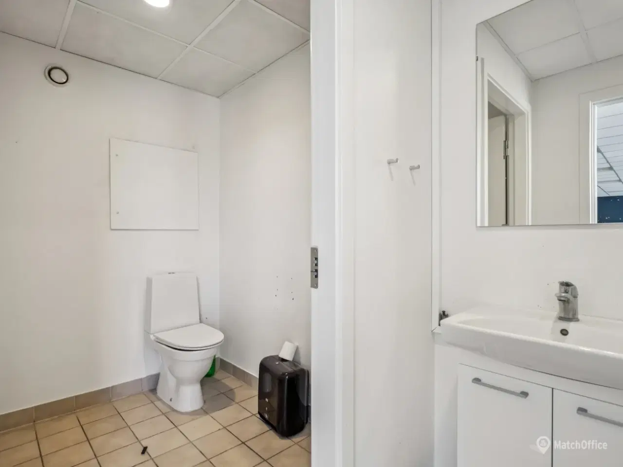 Billede 14 - Moderne kontorlokale med synlig placering