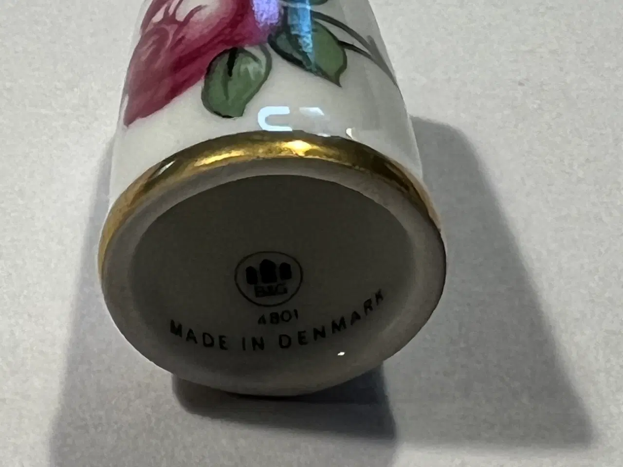 Billede 1 - Fingerbøl fra Bog G no 4801