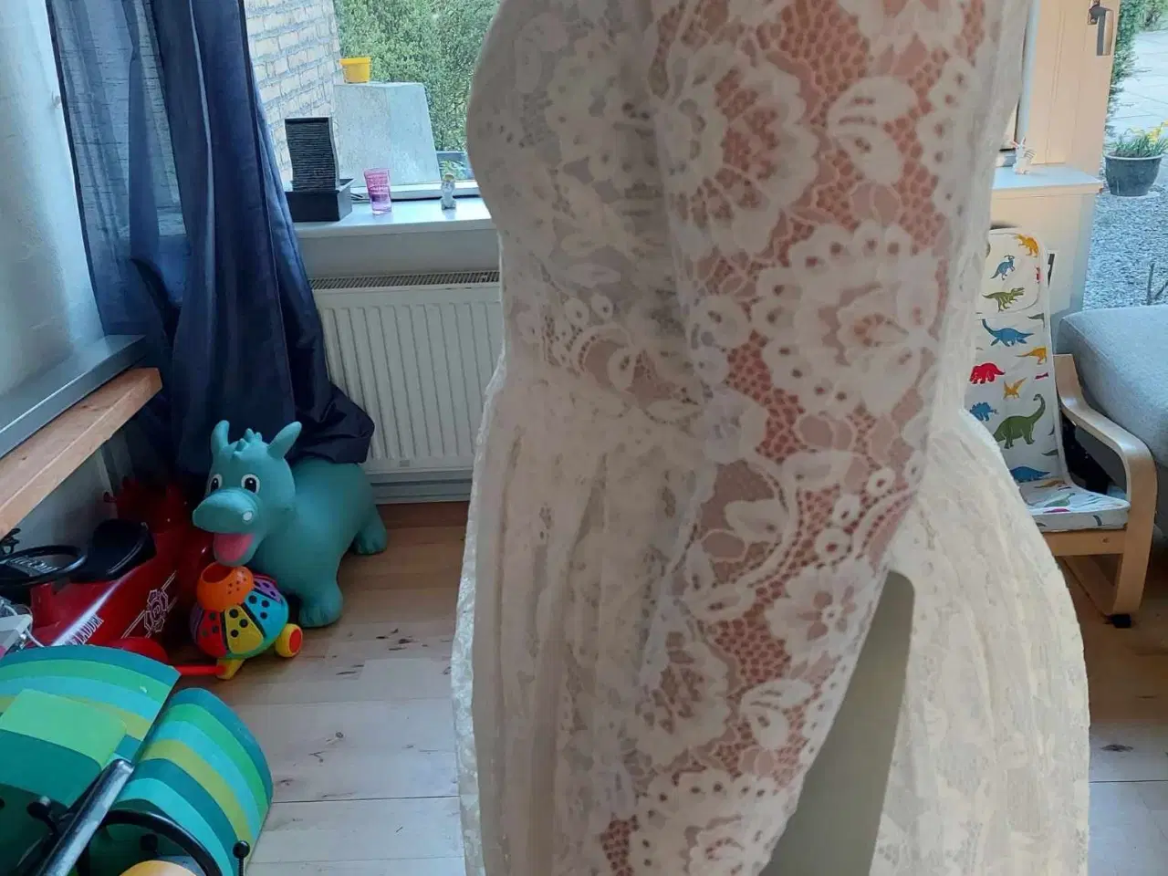 Billede 4 - Ny brudekjole med ærmer str.40 fra asos bridal.