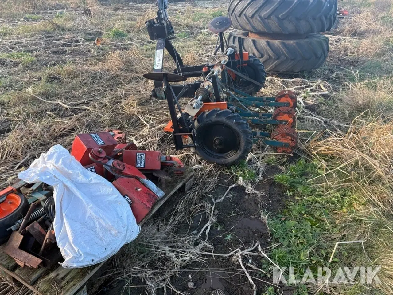 Billede 2 - En korns såmaskine til løg og græskar