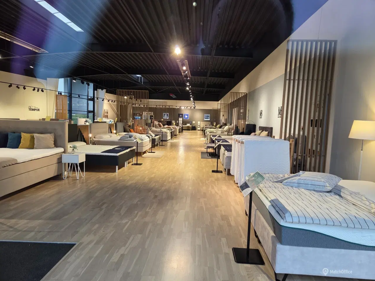 Billede 5 - Lokale til pladskrævende butik