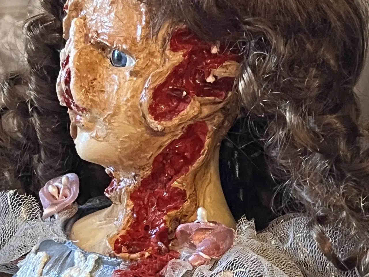 Billede 5 - Halloween Creepy Reborn porcelænsdukke Dorthea