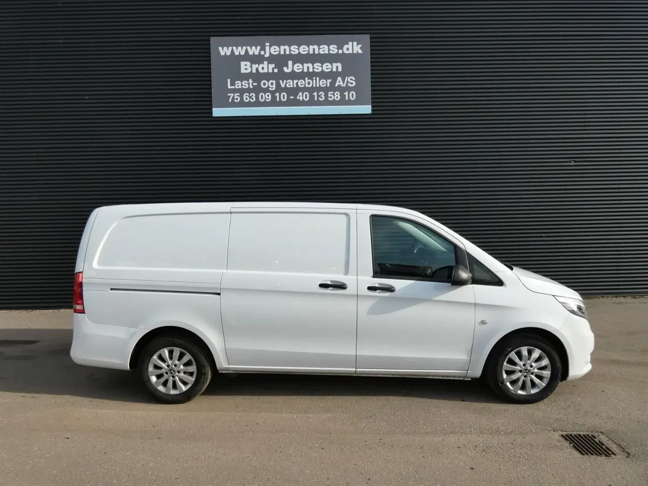 Billede 2 - Mercedes-Benz Vito 114 A2 2,1 CDI RWD 9G-Tronic 136HK Van Aut.