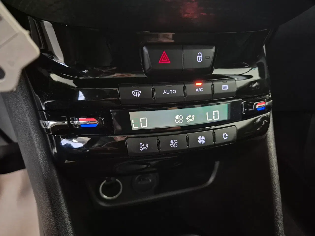Billede 10 - Peugeot 208 1,2 PureTech Prestige 82HK 5d