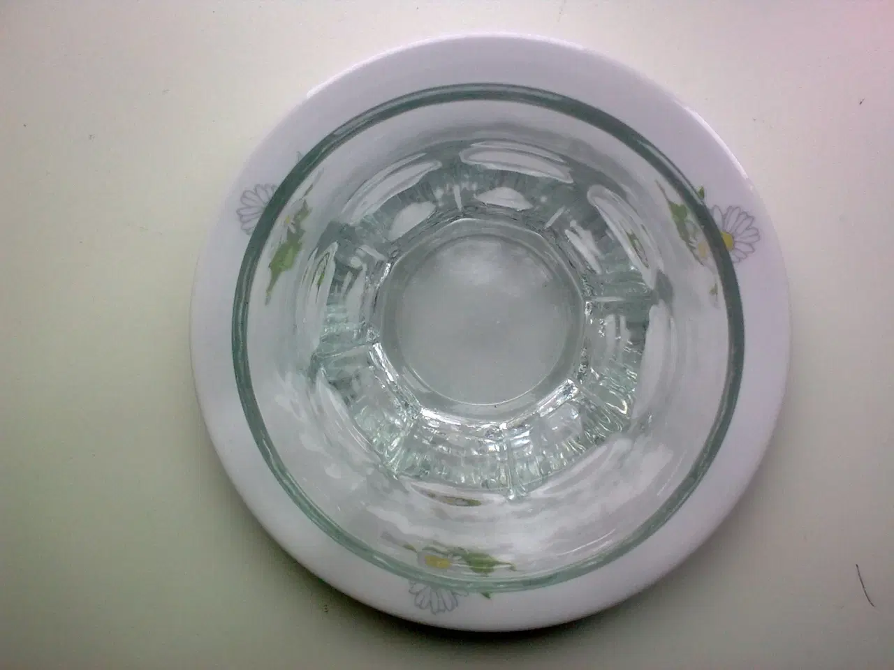 Billede 4 - Margueritter Daisy UPCYCLE tallerken & glas 