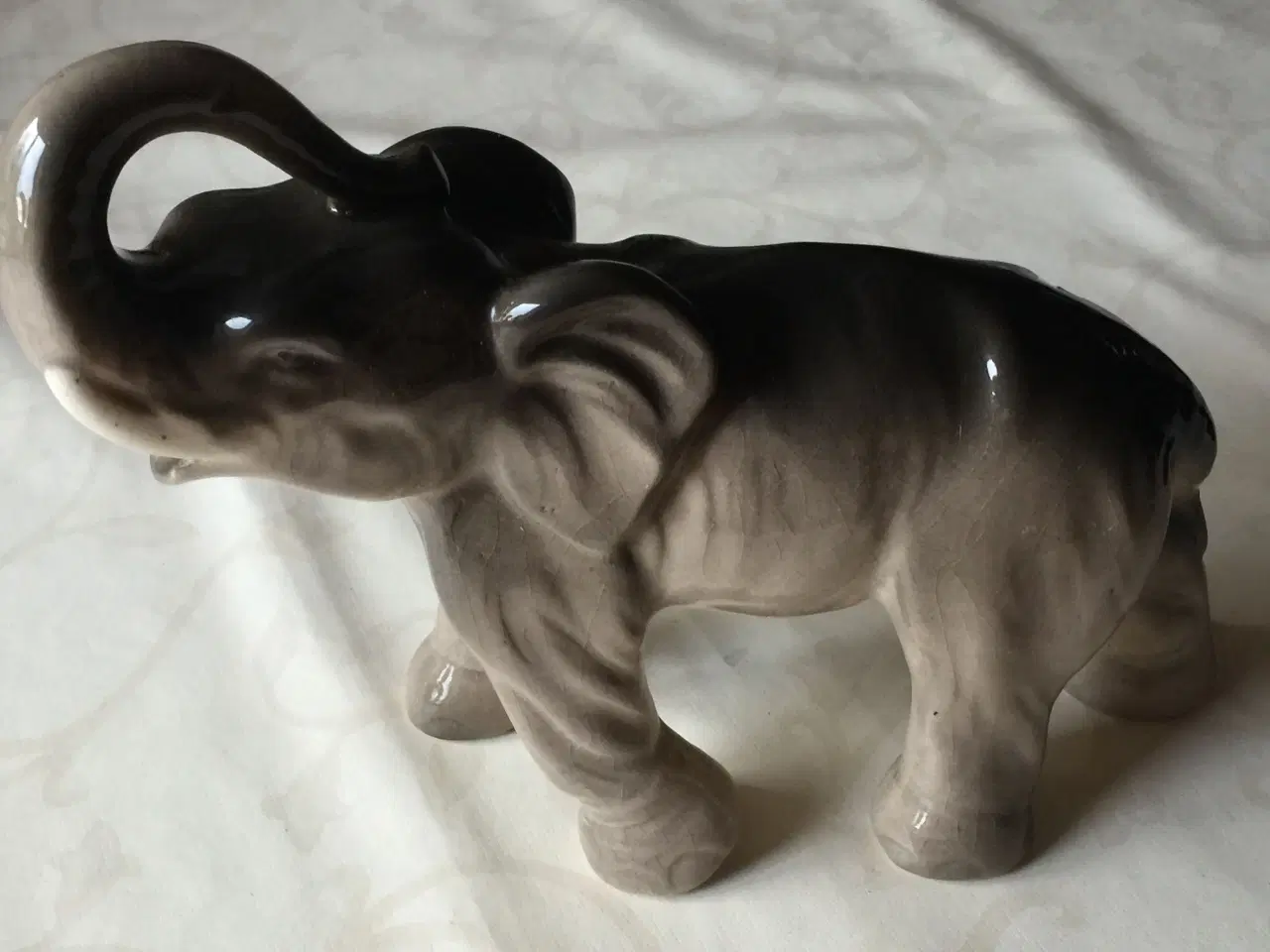 Billede 1 - Porcelæns Elefant