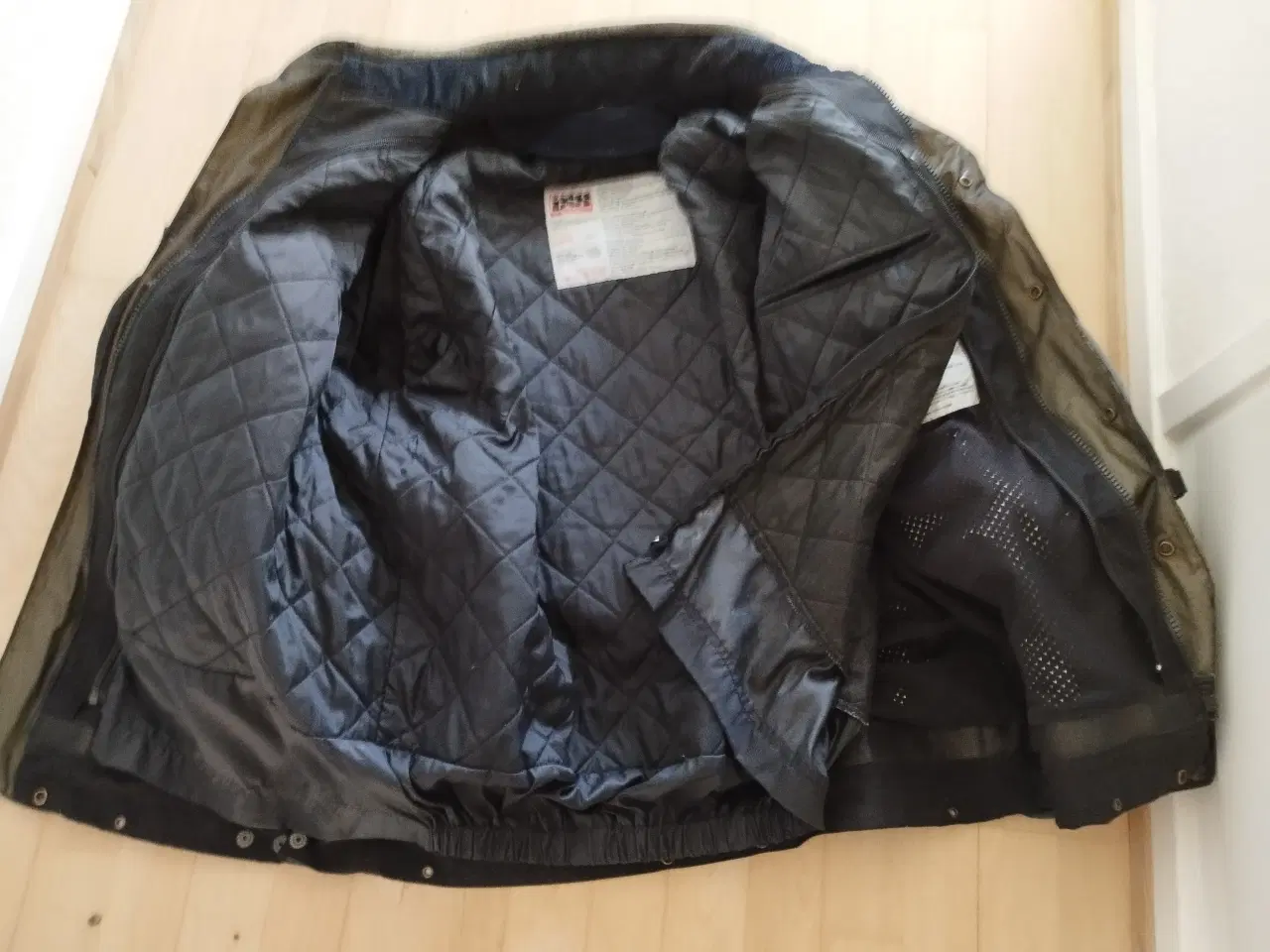 Billede 8 -  M.C.beklædning i  flot stand.