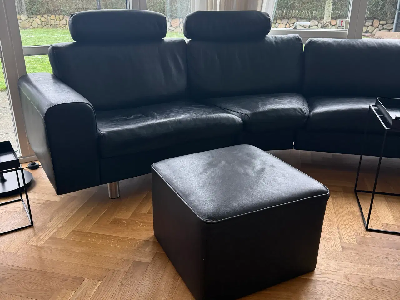 Billede 3 - Mogens Hansen sofa med chaiselong i sort læder