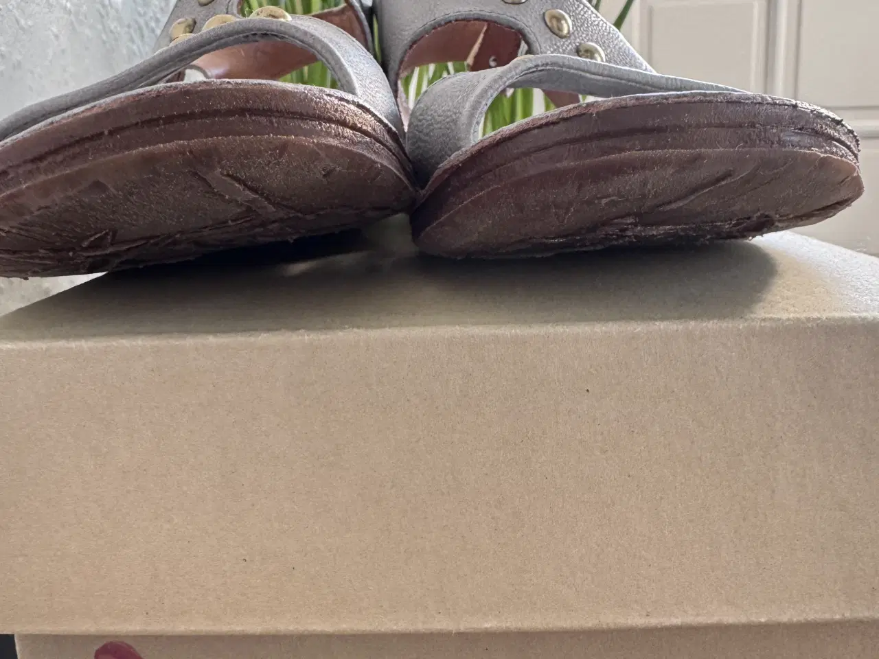 Billede 5 - Gråblå behagelige sandaler