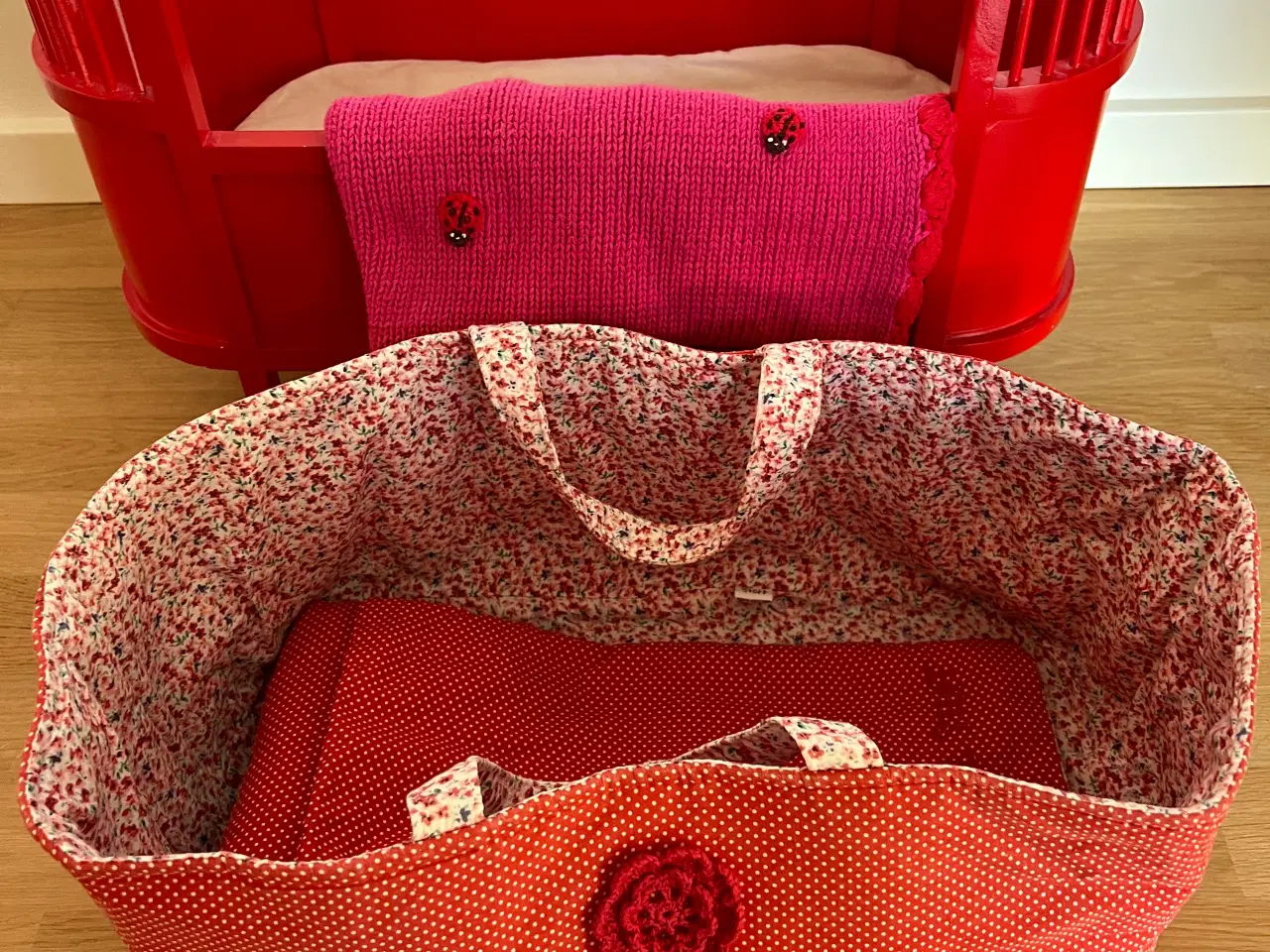 Billede 1 - Smallstuff dukkeseng og Smallstuff tilbehør