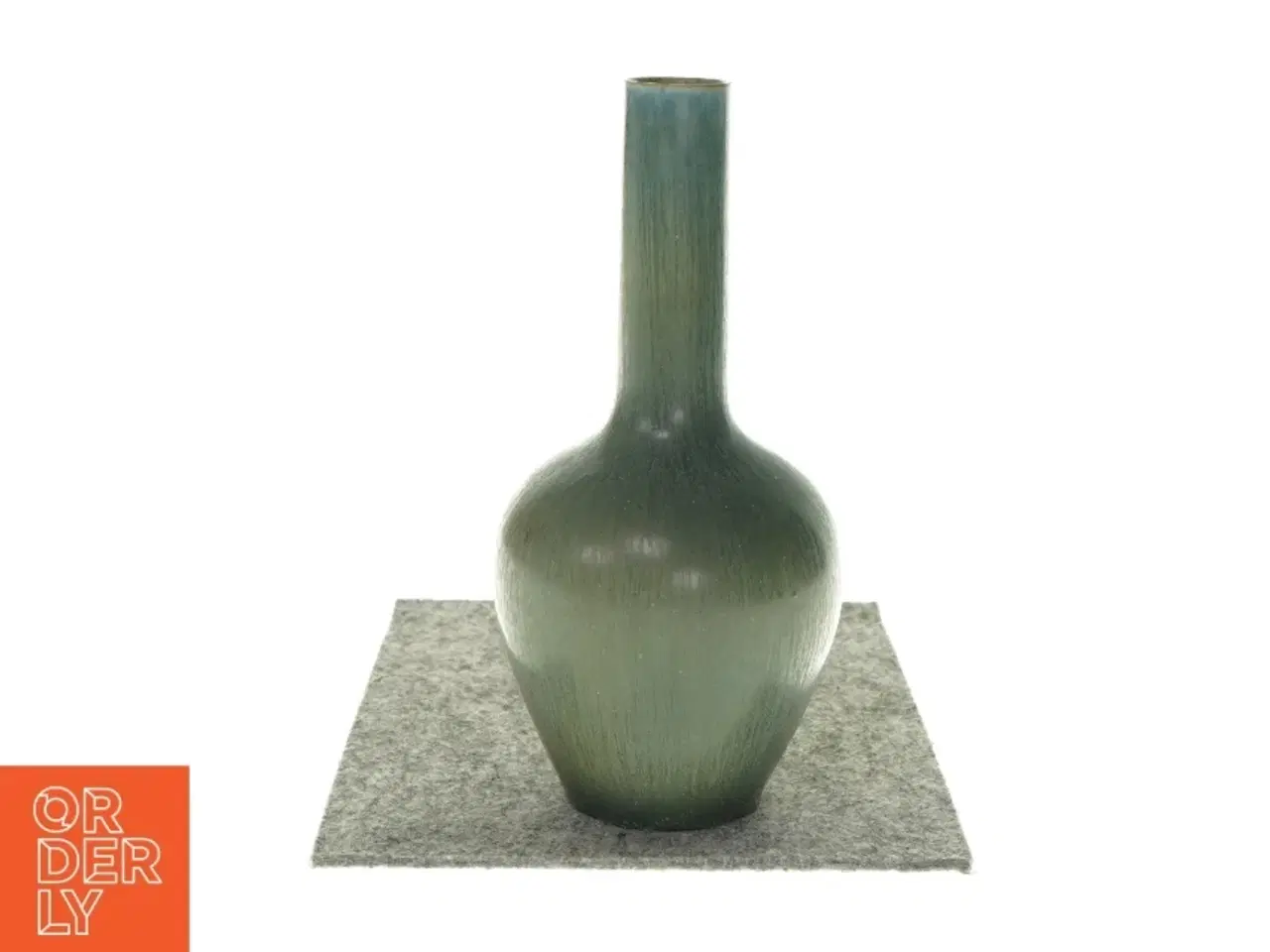 Billede 1 - Vase med tynd hals (str. HØ: 20x10 cm)