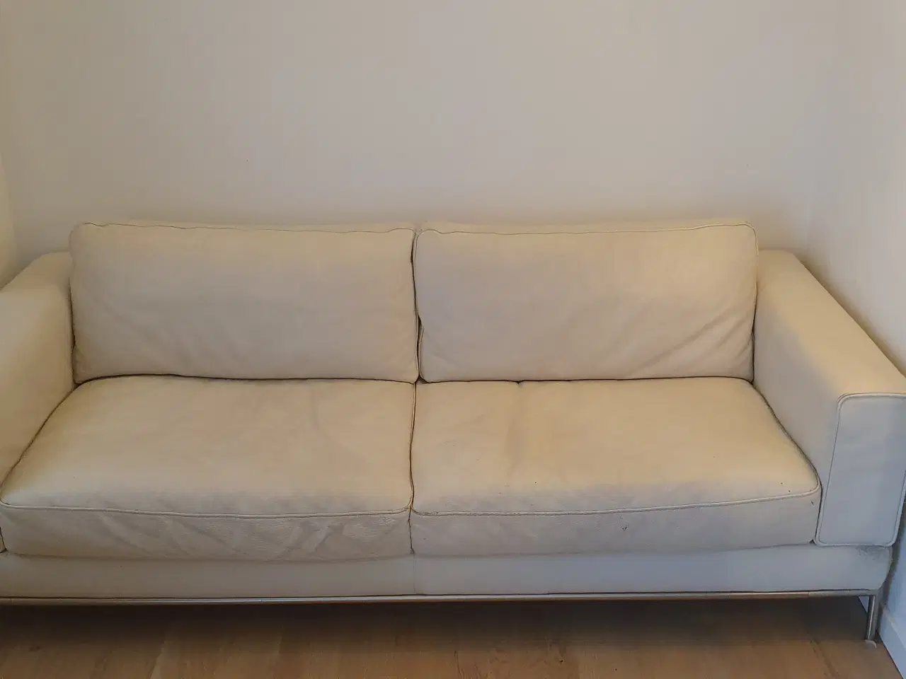 Billede 1 - Hvid læder sofa