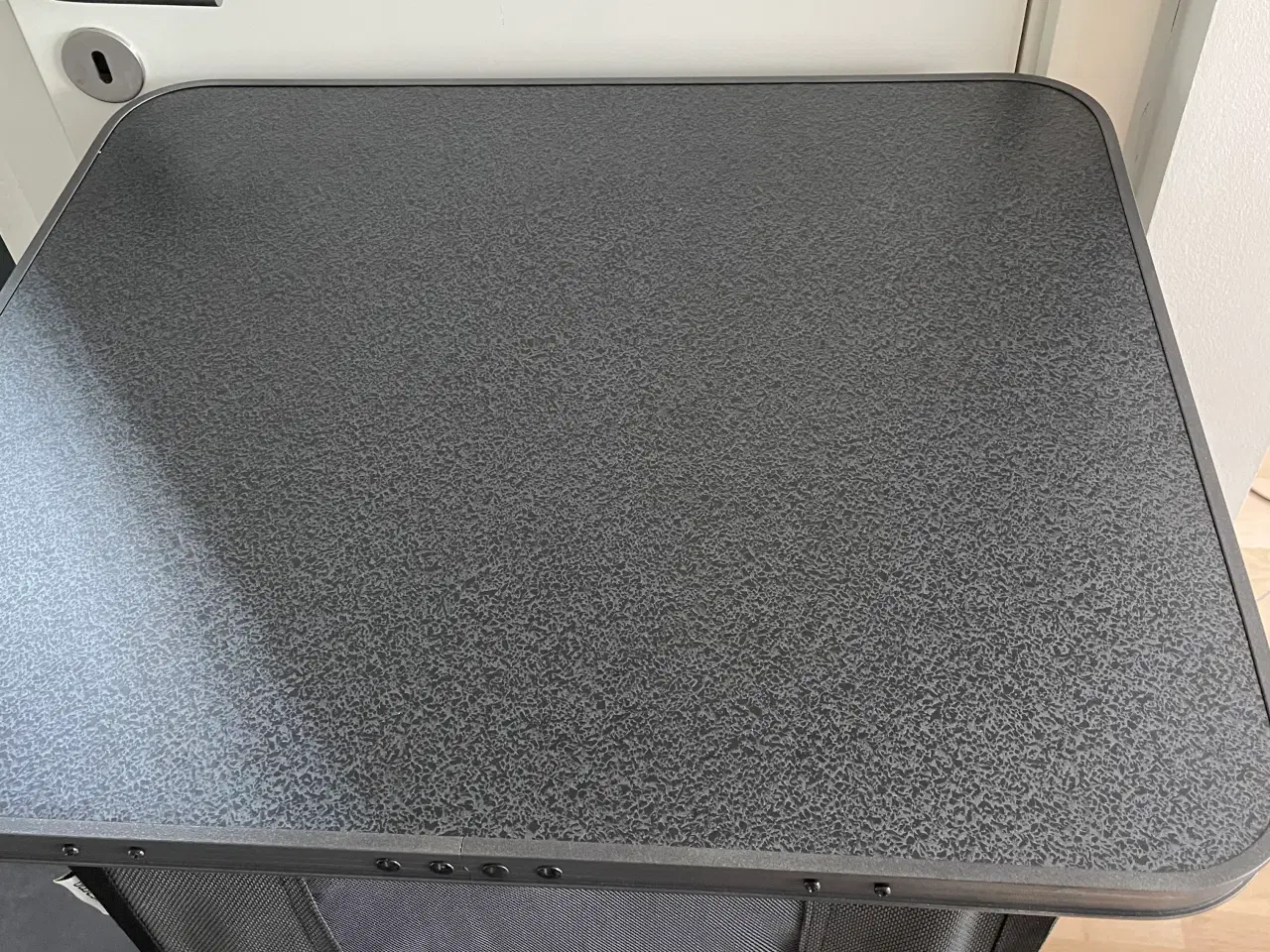 Billede 2 - Wecamp opbevaringe bord exclusive med 3 hylder 