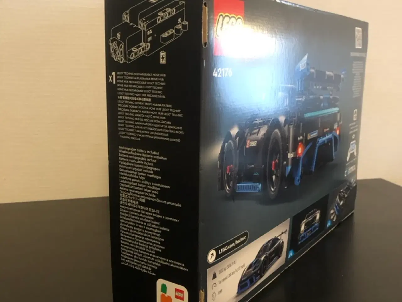 Billede 6 - LEGO Technic 42176 Porsche GT4 e-Performance
