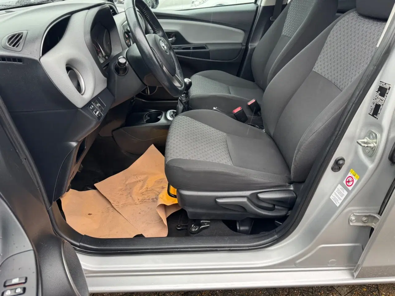 Billede 4 - Toyota Yaris 1,3 VVT-i T2