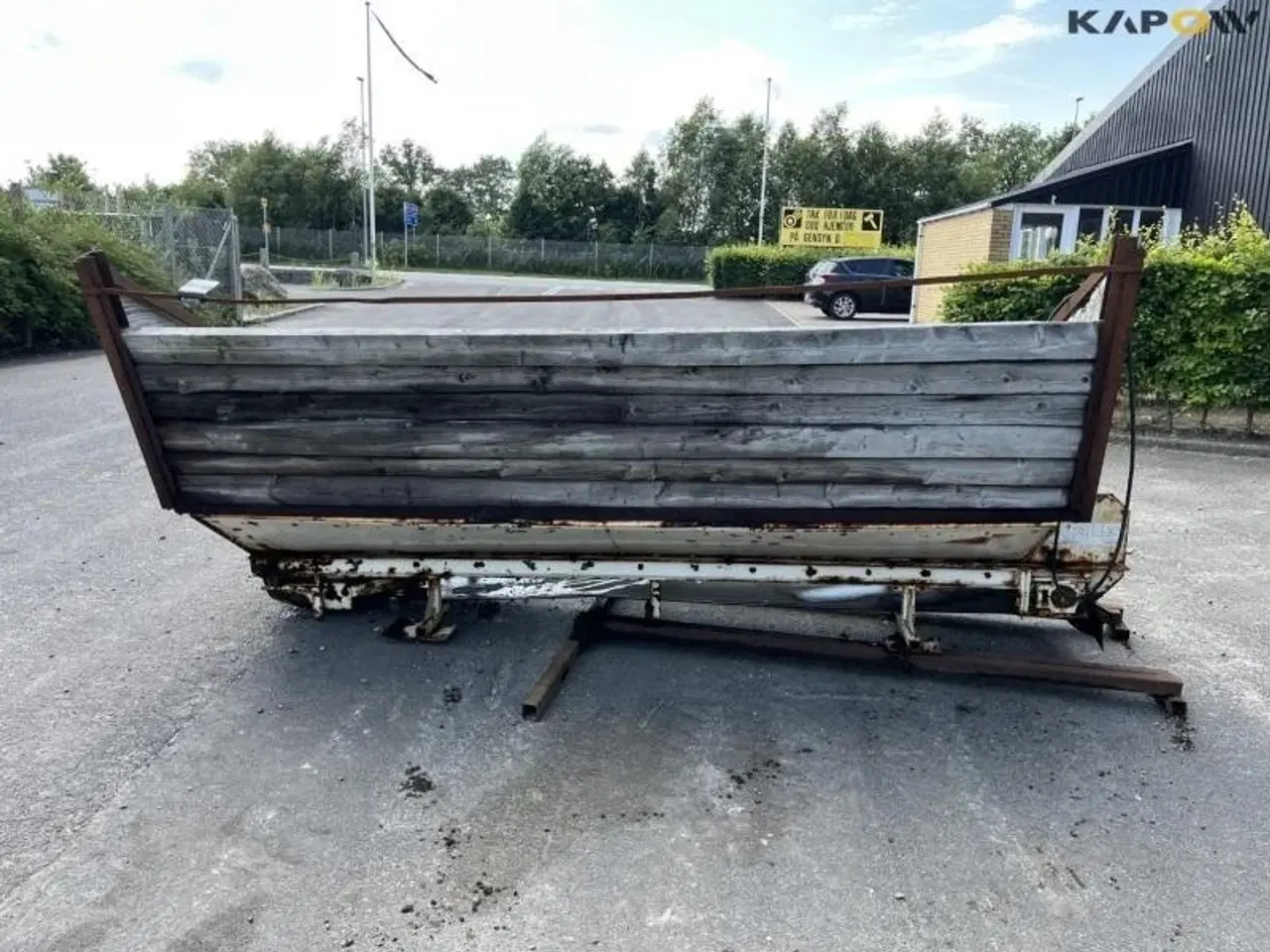 Billede 6 - Skals Fødekasse