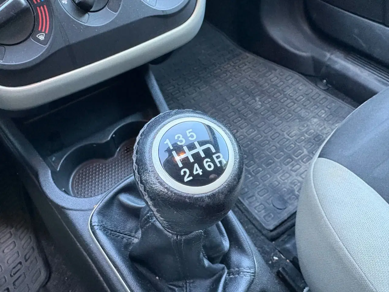 Billede 18 - Fiat Punto 1,4 
