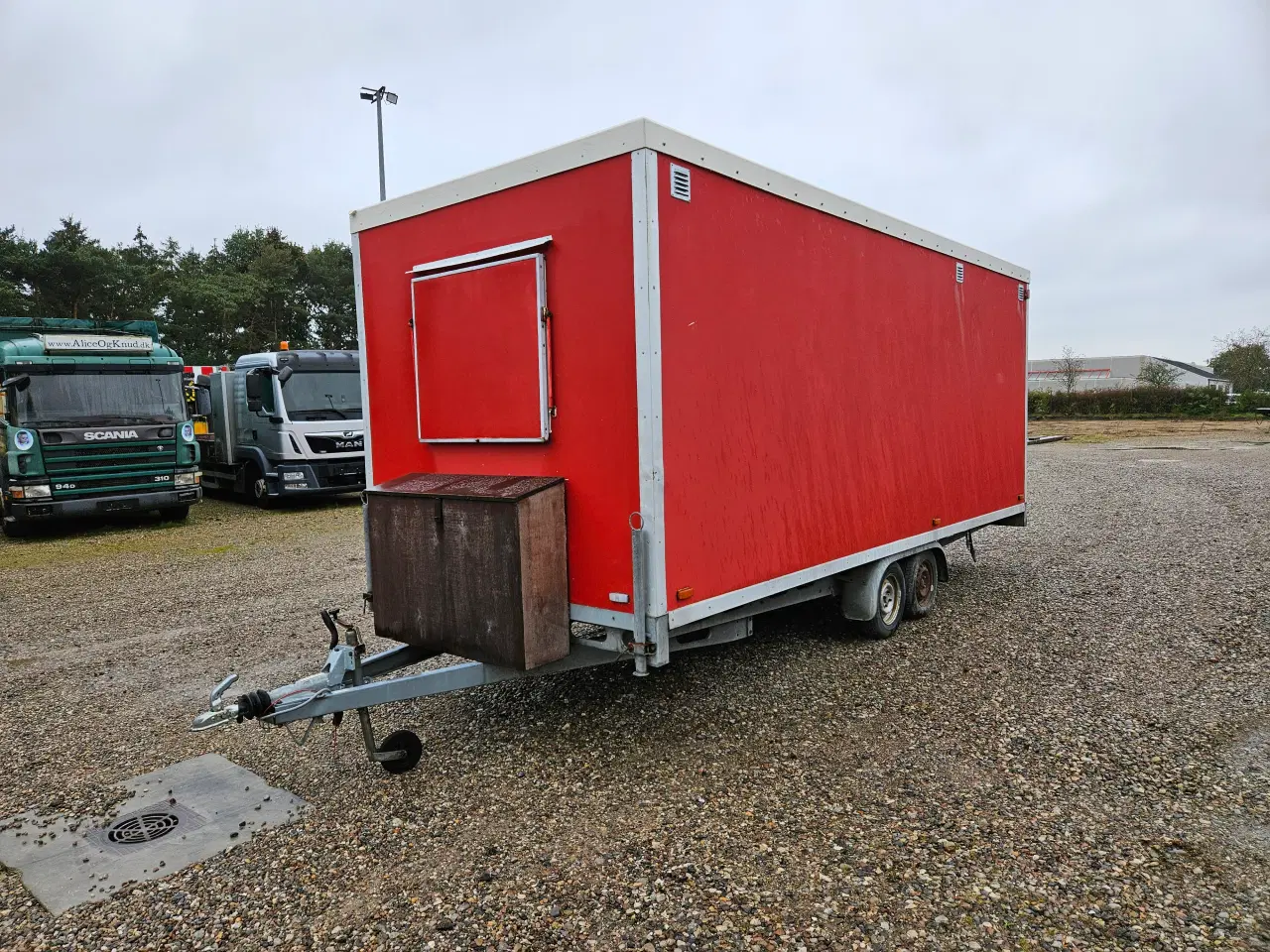 Billede 3 - Aaby 1400 kg  skurvogn med Toilet/bad/spiserum