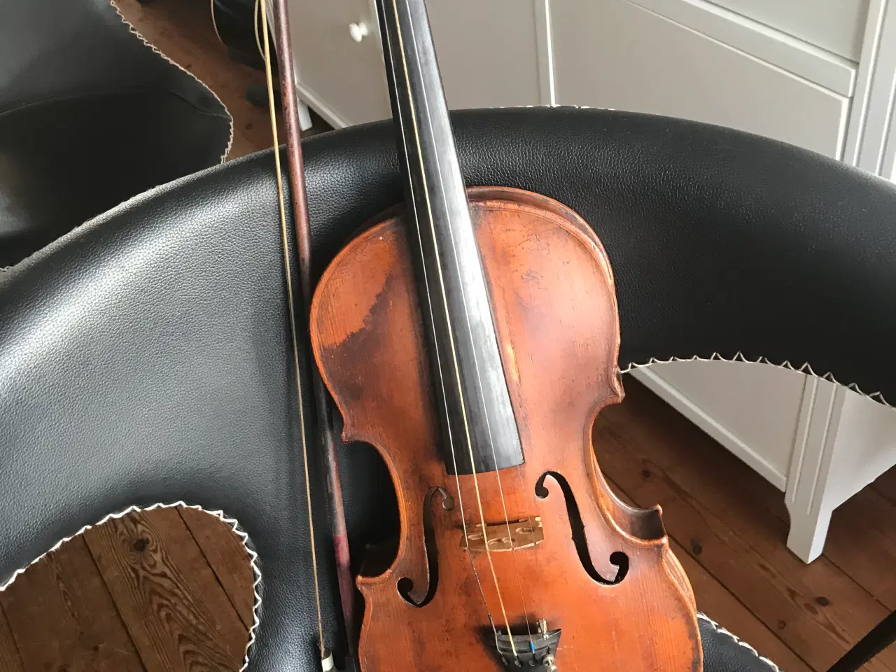 Billede 1 - Gammel violin