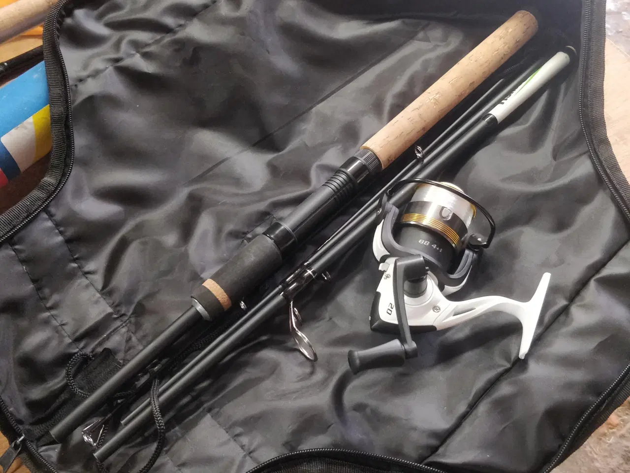 Billede 2 - Fish logic Kulfiber Rejsesæt 7fod  5-28g 5 Dele