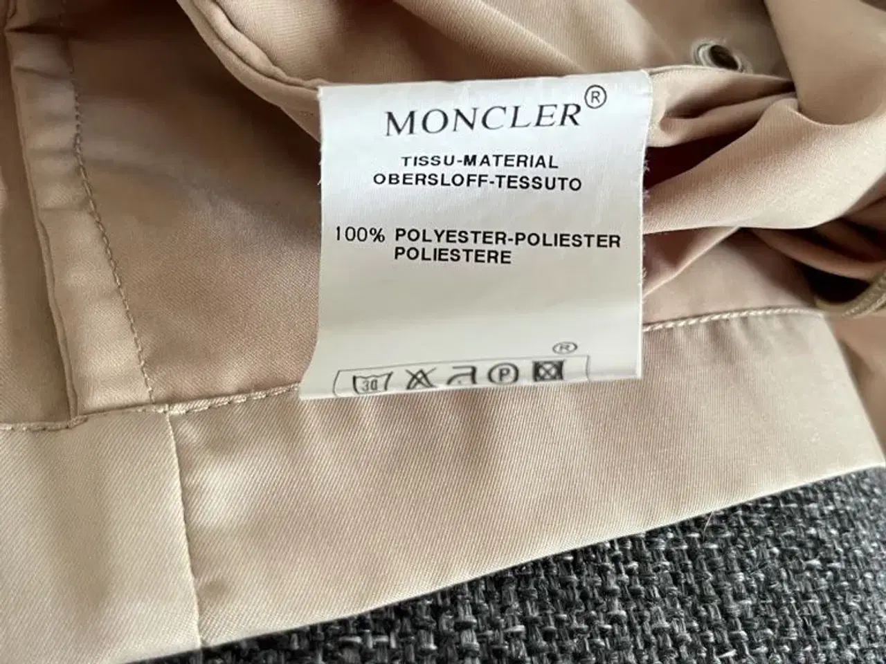 Billede 10 - Meget fin Moncler vindjakke