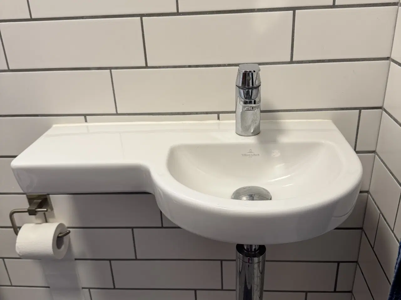 Billede 1 - Håndvask - Villeroy og Boch - lilke model