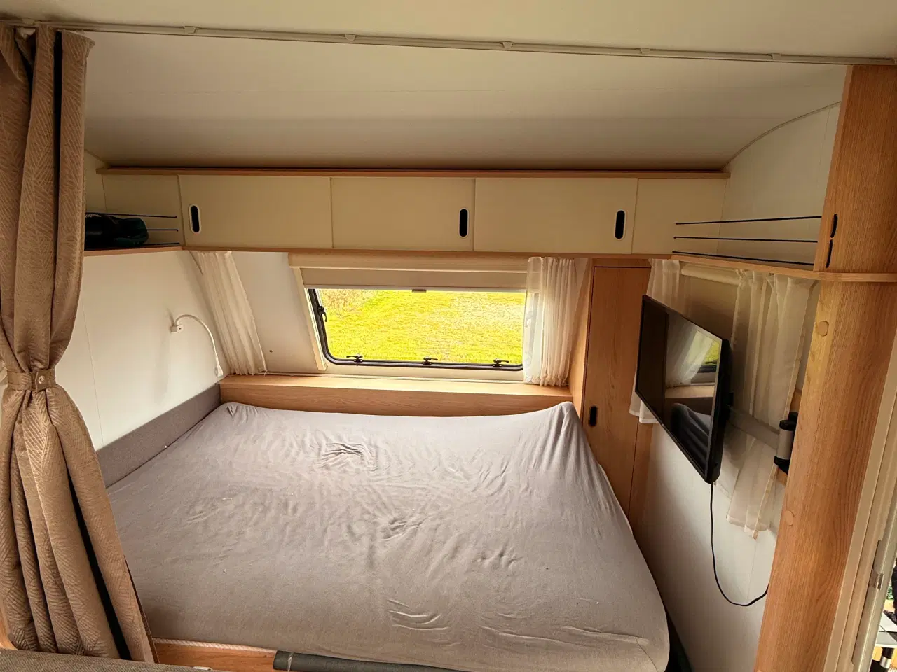 Billede 12 - Adria aviva m køjer, mover og telt