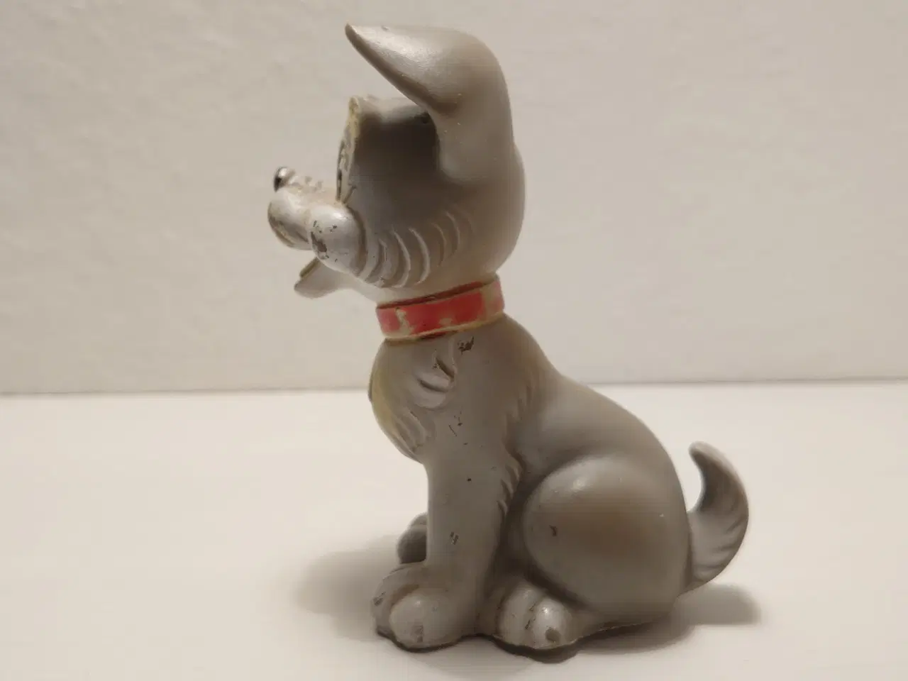Billede 4 - Vintage Walt Disney gummi pivedyr. Hunden Vaks.