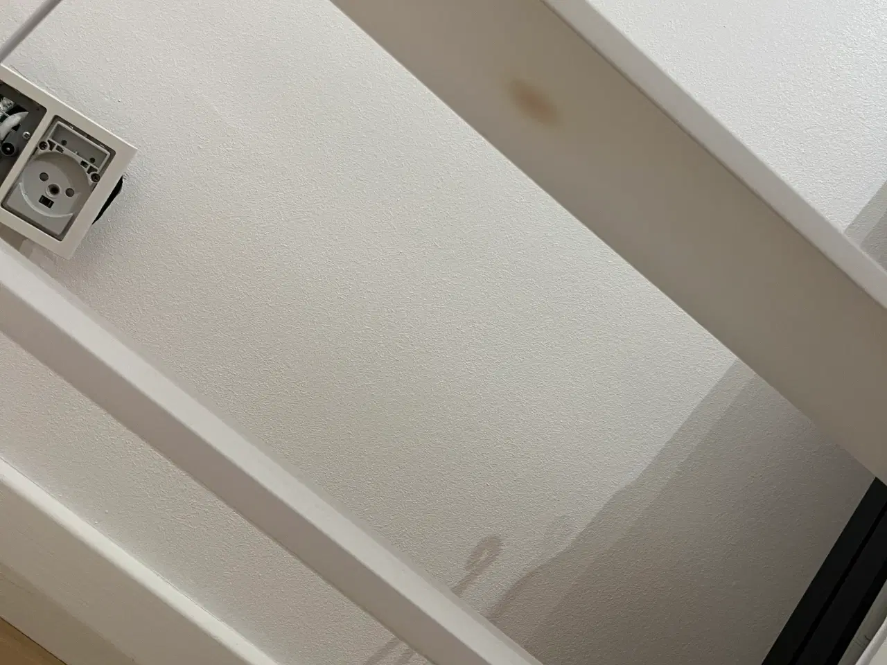 Billede 2 - Hylde fra søstrene Grene