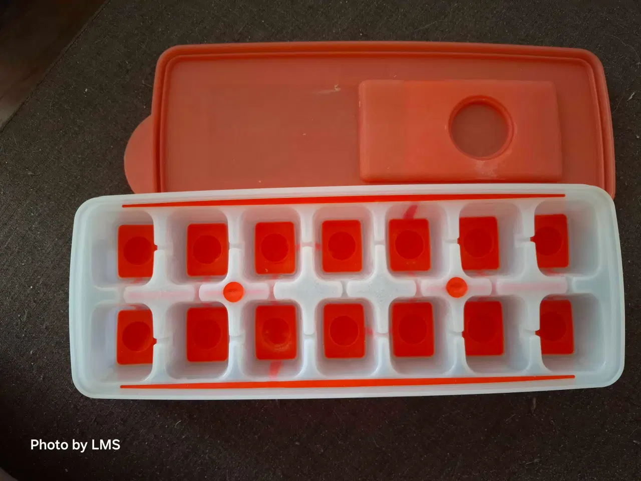 Billede 4 - Isterning boks tupperware 