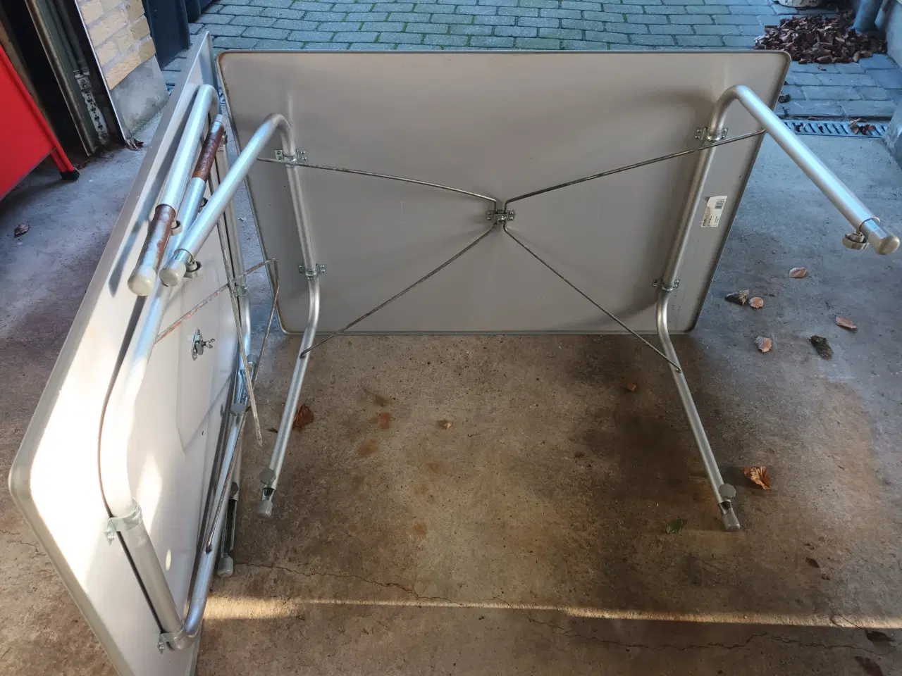 Billede 1 - Campingudstyr.