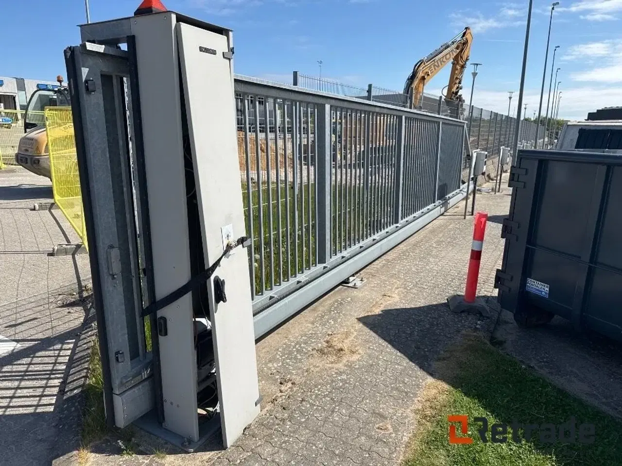 Billede 1 - - - - Automatisk skydeport 10 meters Assa avlet systems