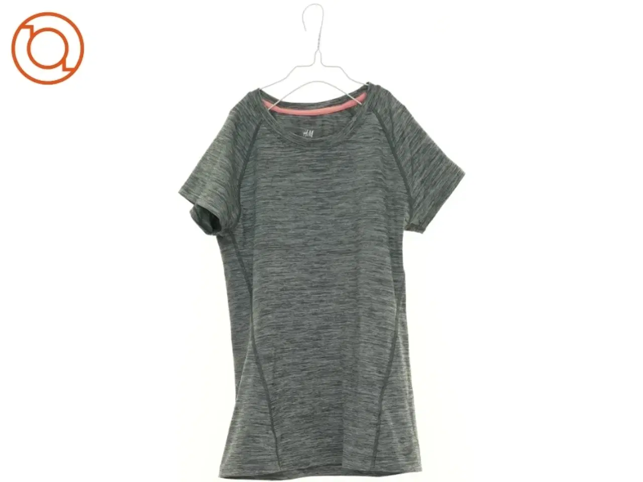 Billede 1 - T-Shirt fra H&M (str. 146 cm)