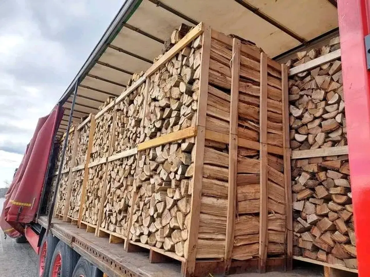 Billede 2 - Levering af brænde i store mængder (bøg/gran/fyr)