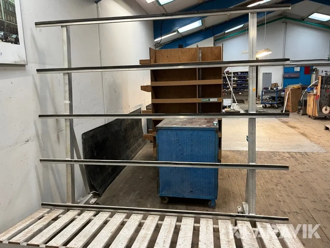 Billede 5 - Arbejdsbord, pladevogn og materielvogn